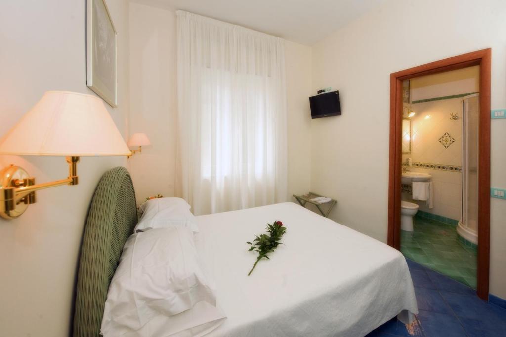 Hotel Pensione Reale マイオーリ 部屋 写真