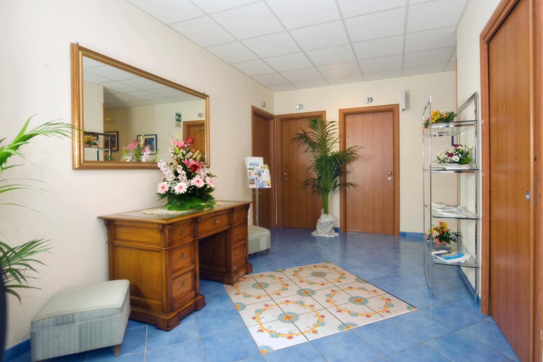 Hotel Pensione Reale マイオーリ エクステリア 写真